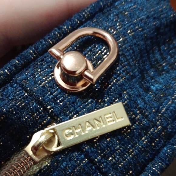 Chanel Navy Cosmetic Bag Turned Crossbody Bag with Unbranded Chain - Picture 2 of 10